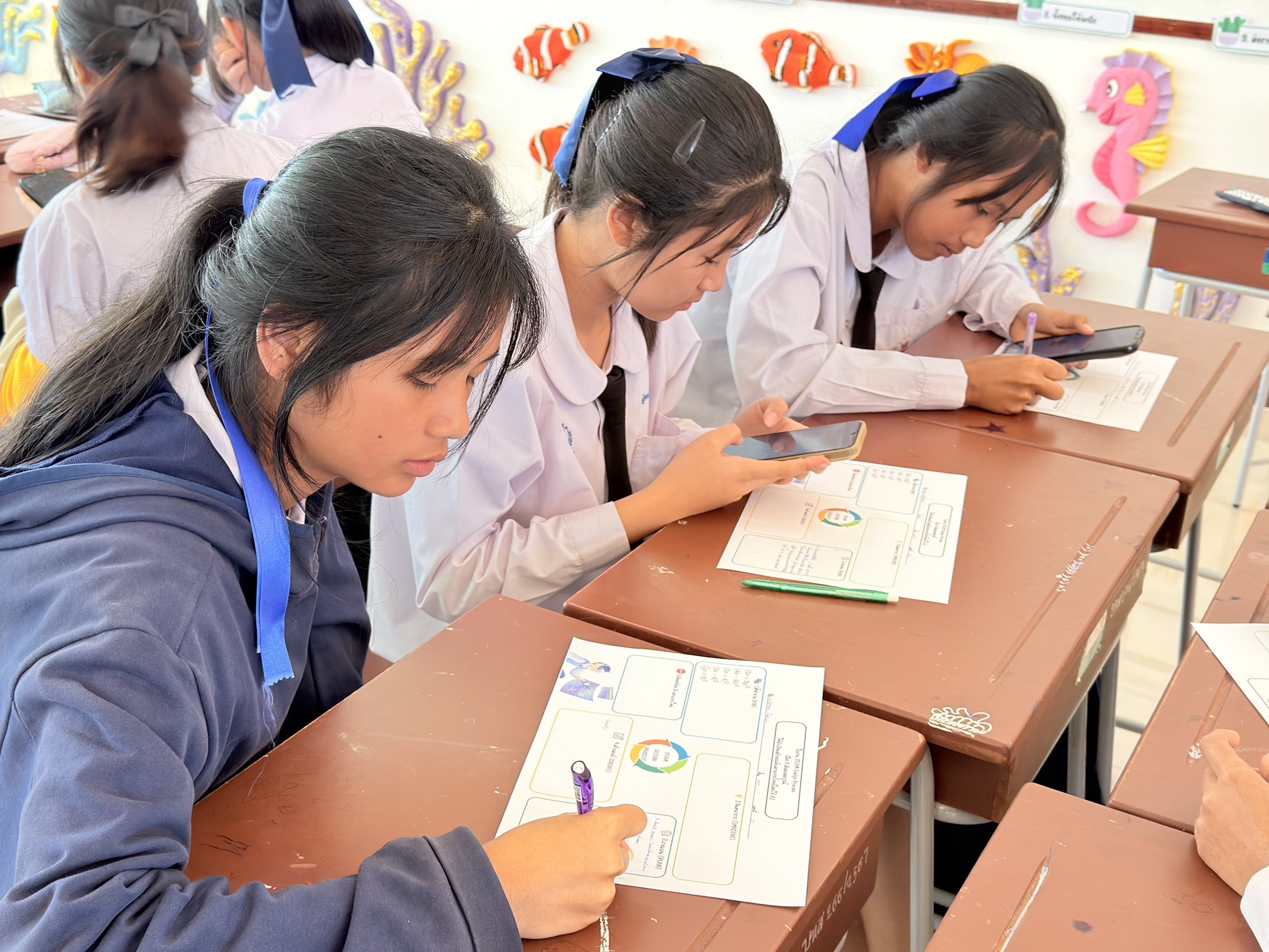  รวมลิงค์ภาพ องคมนตรีตรวจเยี่ยม รร.ในโครงการกองทุนการศึกษา 7-9 ม.ค.69 จ.กาญจนบุรี โดย สพป. กาญจนบุรี เขต 3 