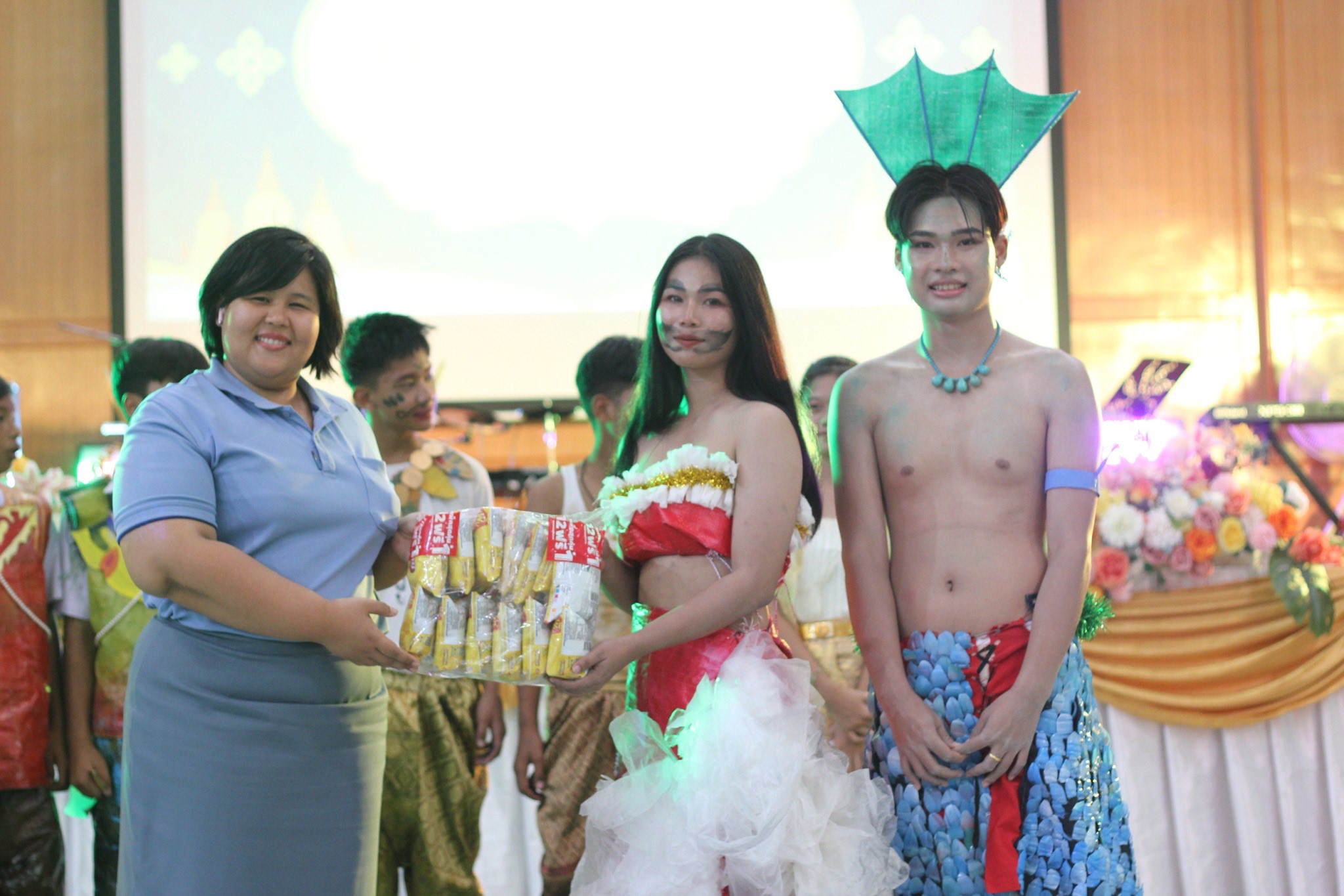 ภาพขวาล่าง1