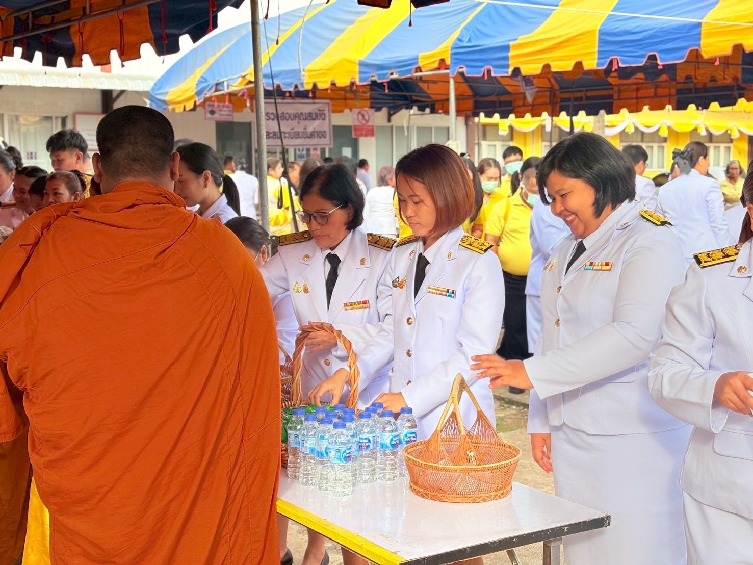 ภาพขวาล่าง1